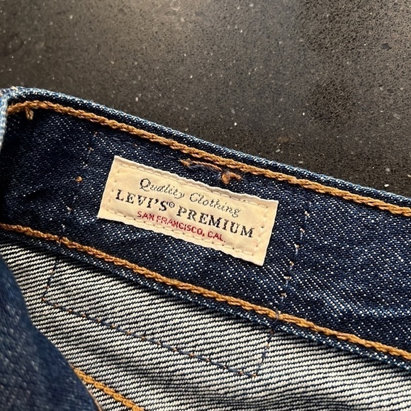 Levi’s 501 Dark Wash Distressed High Rise Straight Leg Cropped Jeans SZ 27 - Picture 10 of 12